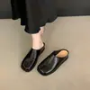 Zapatos de estilo coreano de nicho con separación de dedos tipo pezuña de cerdo para mujer, nuevos de verano 2026, versátiles, sin cordones, de punta cerrada, pantuflas perezosas