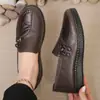 Zapatos para Mujeres Mayores, Nuevos Zapatos de Cuero Individuales para Primavera y Otoño, Zapatos de Tela del Viejo Pekín, Zapatos para Madres de Mediana Edad y Mayores, Suela Suave Antideslizante