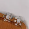 Pendientes de copo de nieve de Navidad de perlas con diseño simple francés, pendientes elegantes, dulces, de alta calidad, microincrustados, versátiles, pendientes