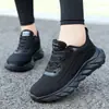 Zapatos de mujer Jinjiang 2025 otoño e invierno nuevos zapatos para danza cuadrada shuffle dance zapatos deportivos de aeróbicos súper ligeros transpirables suela suave hombre