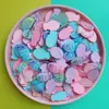 Nuevo color brillante degradado postura sentada pez pequeño diy accesorios de resina tocado pinza para el pelo accesorios para funda de teléfono móvil