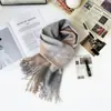 Cachecol Xadrez Estilo Coreano Atacado Cachecol de Outono e Inverno para Mulheres Cachecol 100% Lã Pura Xale Quente Versátil com Franjas Atacado