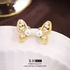 Pendientes de Perla Huecos de Mariposa Estilo Francés, Lujo de Nicho, Pendientes Tridimensionales de Gama Alta, Elegantes y a la Moda Accesorios para Orejas de Mujer
