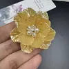 Headdress Antigo de Flor de Peônia Estéreo Feito à Mão Camélia Pérola Artificial Resina Flor Trançada Duas Cores Acessórios de Joias DIY