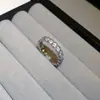 Set de Pulsera con Anillo Redondo de Circonita Chapado en Oro de 18 Quilates Pulsera de Lujo Ligero con Acabado de Alta Gama Joyería para Manos para el Trabajo y Eventos Muestra Temperamento