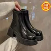 Botines de mujer, nuevos estilos de otoño, tacón grueso, tacón alto, diseñados para hacer que las mujeres bajitas luzcan más delgadas, populares botines tipo Martin, botines ajustados, caña corta