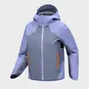 Nueva Chaqueta Hardshell Ligera para Exteriores con Capucha, Cortavientos e Impermeable, Patrón de Escamas de Pescado, Costuras Completamente Selladas para Mujer, Chaqueta de Montañismo