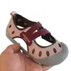 Nuevas Sandalias de Medio Uso para Niños Primavera/Verano 2026, Moderno Cierre de Velcro, Zapatos Cerrados Unisex, Zapatos Deportivos Casuales Perforados