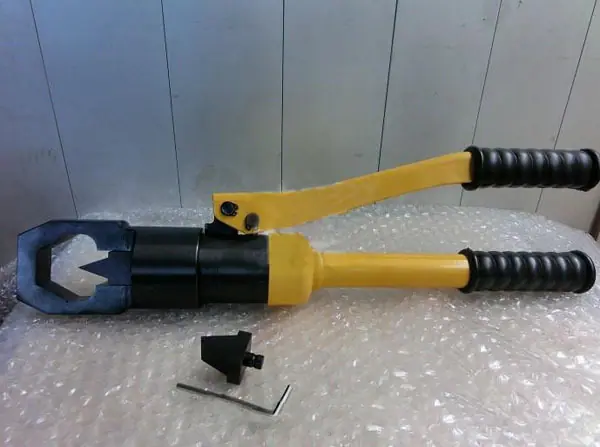 螺帽破切器1.jpg