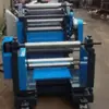 Máquina de fabricação de tecido não tecido máquina de corte operação de bobinamento e nivelamento é simples e conveniente e acessível