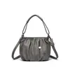 Bolsa Feminina 2025 Nova Moda Estilo Coreano Bolsa Concha para Mães de Meia-Idade, Bolsa de Mão Versátil, Bolsa de Ombro Simples, Bolsa Transversal