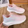 TK Transfronterizo Transpirables Venta Caliente 2026 Nuevo Estilo Zapatos Deportivos Primavera y Otoño Nuevo Estilo Zapatos para Correr Ultraligeros Amortiguación Suela Suave Estudiante Ligeros