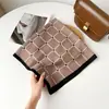 Bufanda Cuadrada de Estilo Étnico Transfronterizo de 65 cm con Elegante y Gracioso Patrón de Espiga, Suave Bufanda de Seda para Mujer, Bufanda Decorativa para el Cuello al por Mayor