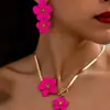 Colar Grande com Flor de Tendência Nacional Estilo Chinês Novo Mais Vendido Transfronteiriço com Pingente de Flor Elegante Pintado por Spray Venda por Atacado