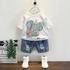 Camiseta de Manga Curta para Meninos Verão 2025 Novo Estilo Infantil Bonito Fashionável Moderno Fino Menininho Tops de Verão