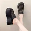 Nuevas Zapatillas de Media Punta Cerradas de Malla Transpirable para Mujer, Estilo Trendy de Celebridad de Internet, para Uso en Exteriores, Suela Gruesa, Zapatos Perezosos, Primavera/Verano 2026
