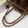 Nova Bolsa de Pelúcia para Mulheres, Bolsa de Ombro Transversal Plissada de Moda de Luxo em Pele Sintética de Raposa, Bolsa Tote de Pelúcia de Grande Capacidade
