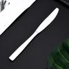 Procesamiento de cubertería personalizada de acero inoxidable 410 departamento de hotel tienda departamental cuchillo tenedor cuchara doméstico cuchillo para bistec de mango cuadrado venta al por mayor