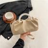 Bolsa Feminina de Pulso de Pérolas de Alta Qualidade Primavera e Verão 2025 Design de Nicho Bolsa Nuvem Plissada Bolsa de Mão Ombro Transversal