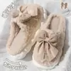 Chinelos de Algodão Femininos com Laço Fofo 2026 Novo Outono/Inverno Casa Interior Antiderrapante Quente Pelúcia Desenho Animado Sapatos de Algodão