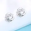 Pendientes de trébol de cuatro hojas con incrustaciones de diamantes para mujer, moda coreana, pendientes de camelia, pendientes sencillos de cobre plateado, pendientes de flor pequeña con circonita