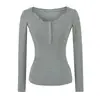 Camiseta de Manga Larga Patchwork con Escote en V de Encaje Falsa de Dos Piezas para Mujer 2026 Otoño Nueva Estilo Coreano Puro Deseo Ajustada Camisa Base Top