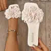 Novos Sapatos Femininos Versáteis Moda Plus Size Estilo Chinelo de Verão Sapatos Casuais Planos Plus Size Flores Estilosas Alça Única Comércio Exterior