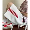 Pantalones Cortos Deportivos de Talla Grande 150 kg Estilo Americano con Tres Rayas para Hombres y Mujeres, Shorts Casuales de Verano, Pantalones Anchos Sueltos y Versátiles