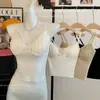 Camisola de Encaje Patchwork con Escote en V Estilo Francés con Copas, Corte Ajustado, Sexy, Espalda Hermosa, Ropa Exterior para Mujer