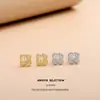 {Set}Aretes y Collar de Aleación de Cobre de Trébol de Cuatro Hojas para Mujer 2025 Simple Accesible Lujo Elegante Diseño de Nicho Cadena para Clavícula