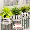 Oferta Especial Simple Ampliado y Engrosado Colgador Colgante para Repisa de Ventana Barandilla de Balcón Estante para Macetas Pothos Estante Colgante para Macetas con Flores Estante para Barandilla de Flores