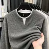 Moletom Tricotado Falso Duas Peças Estilo Old Money para Homens, Nova Moda Outono/Inverno 2026 Casual Gola Redonda Camada Base Moletom Masculino