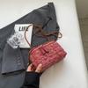Bolso de lana de diseño nicho de otoño e invierno 2023 nuevo bolso de mujer popular bandolera de cadena combinable mini bolso cuadrado