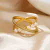 Anillo retro francés de lujo ligero con perla natural de agua dulce S925 plata de ley estilo frío nicho índice de alta gama