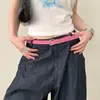 Cinturón delgado color rosa pastel Y2K dulce y fresco para mujer, cinturón decorativo estilo milenio para jeans, con accesorios, hebilla metálica, cinturón de cuero, moderno