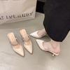 Sandalias Baotou para Mujer Tacón Medio Pantuflas de Dos Usos Verano Calzado Exterior Punta Fina Tacón de Aguja Zapatos Huecos con Pedrería para Mujer Nuevo Estilo 2025