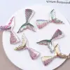 Patch de Escama de Peixe Cauda de Sereia com Luz Fluida Iridescente Aurora Laser Ab Acessórios DIY para Capa de Celular Grampo Decoração de Sapato