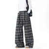 Calça xadrez masculina estilo retrô americano, com corte relaxed, design de perna reta e uma silhueta moderna, solta e de perna larga, perfeita para o outono.
