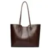 Bolso Tote Transfronterizo Bolso de Mujer Lujo Ligero Gran Capacidad Bolso de Hombro Único Más Vendido Estilo Nuevo Simple Versátil Moderno Bolso de Axila Venta al por Mayor