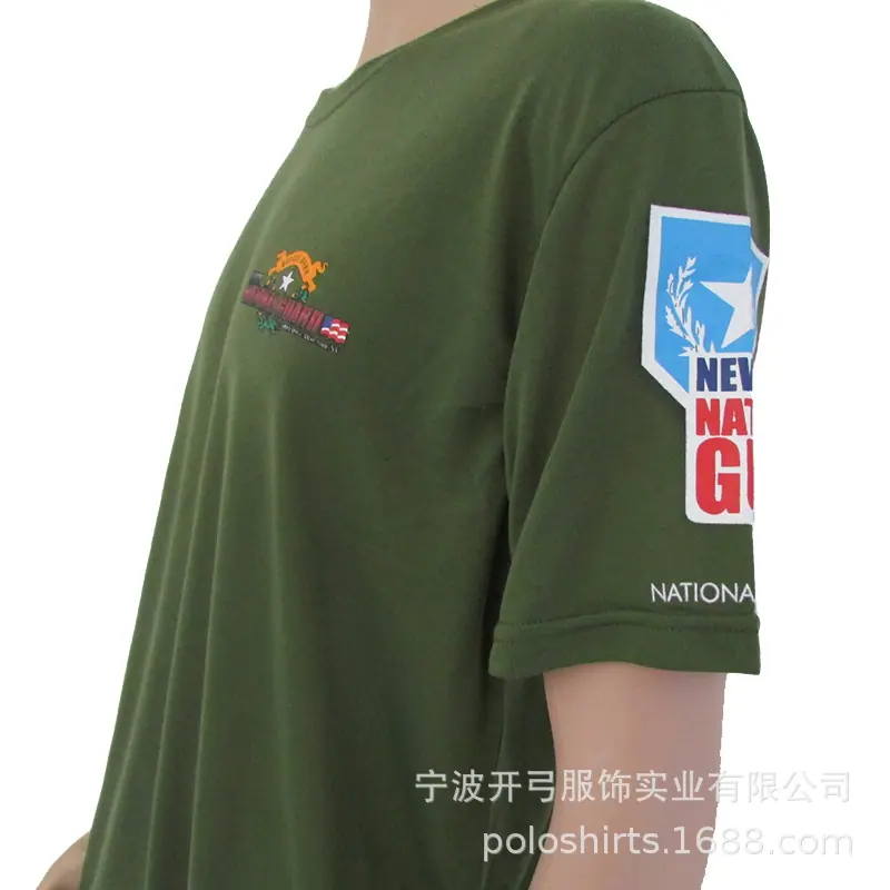 圆领T恤 侧身