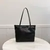 Comercio Exterior Lazo Viaje Sencillo Gran Capacidad Mujer 2026 Nuevo Estilo Moderno Brillante Moda Bolso Tote de Hombro Único y de Mano