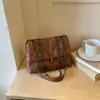 Elegante Bolsa Feminina de Axila 2026 Nova Tendência Outono Vintage Bolsa de Ombro para o Dia a Dia Versátil Bolsa Transversal com Corrente