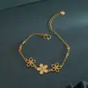 Conjunto de Tres Piezas Boda Flor de Durazno Anillo de Flor Dorada para Mujer Collar de Oro Macizo Colgante Pulsera Regalo de Vacaciones Cumpleaños para Novia