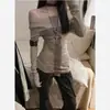 Camiseta Manga Longa com Costura Cruzada Hot Girl Feminina Nova Primavera 2025 Cintura Fina Efeito Emagrecedor Top Curto