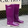 Botas de Lluvia de Nuevo Estilo para Mujer, Botas de Lluvia de Caña Alta de Moda y Casual para Lluvias de Primavera y Otoño, Impermeables, Resistentes al Desgaste, Antideslizantes, Para Usar Afuera, Zapatos de Agua Adelgazantes