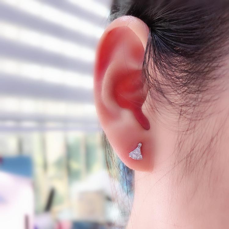 小黑裙耳钉