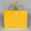 Em Estoque Bolsa Tote de Feltro Cor Lisa Bolsa Tote para Evento de Banco e Seguro Brinde Corporativo Bolsa de Feltro Personalização