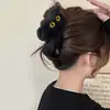 Horquilla de pelo con forma de gato negro de dibujos animados para mujer, de felpa, grande, elegante, para otoño e invierno, con forma de tiburón