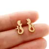 Personaje de Dibujos Animados Sirena Hombre de Jengibre Aretes Pequeños Moda Ins Flor Asimétrica Manzana Bolígrafo Joyería para Orejas Venta al por Mayor