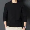 Top de manga larga para hombre con cuello semi-alto, versátil y sencillo, estilo nuevo, cálido y artístico, popular y moderno